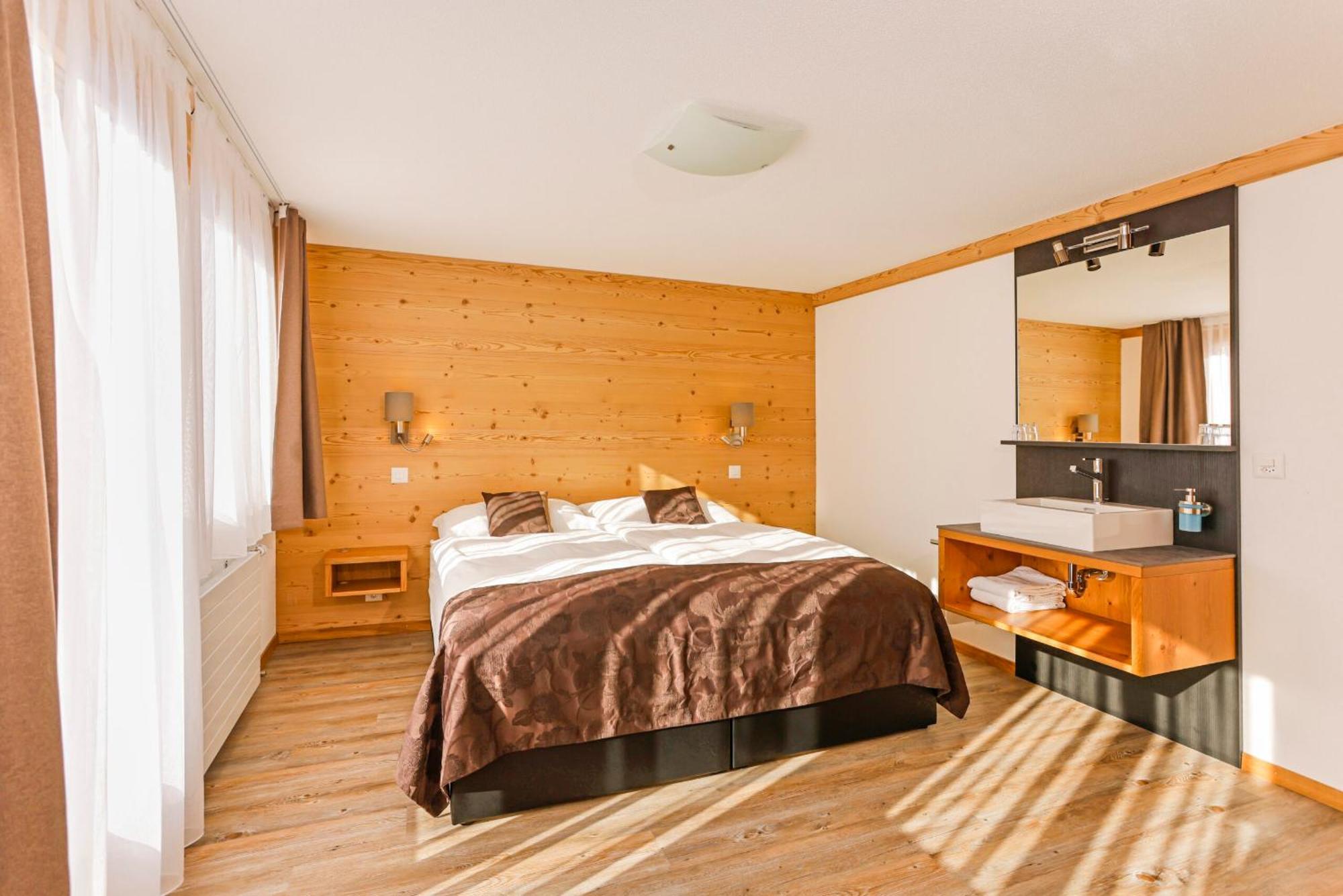 Berghotel Hahnenmoos Adelboden Bagian luar foto